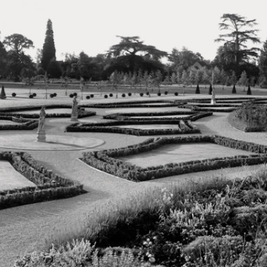 Estates & Gardens